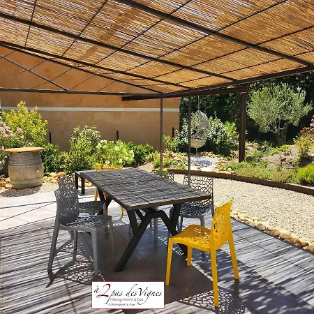 Holiday home A 2 Pas Des Vignes, Hebergements Et Spa, Maison Numero 11 A Du Pape